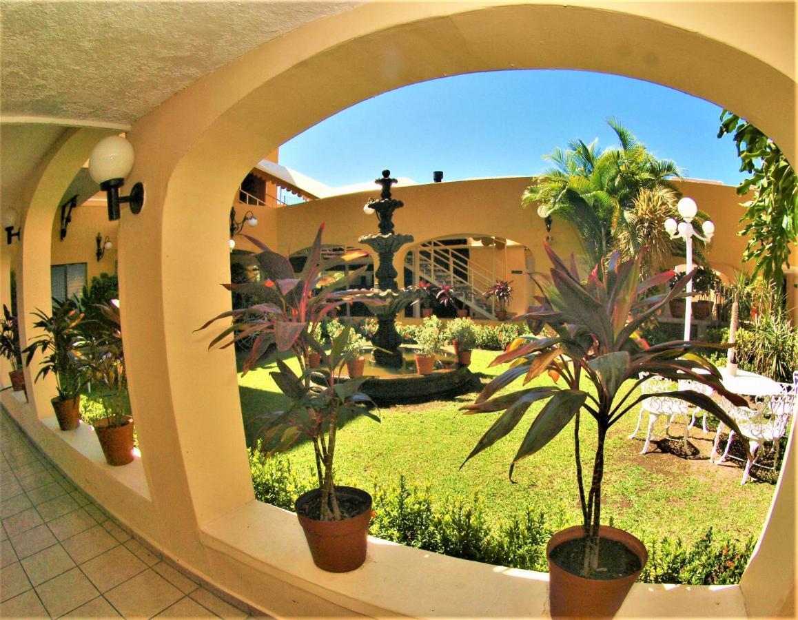 Hotel America Colima Exterior foto